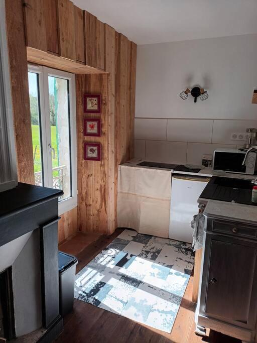 Charmant Studio Avec Jardin A La Campagne Sur Le Chemin De Saint Jacques De Compostelle Apartment Lauzerte Exterior photo
